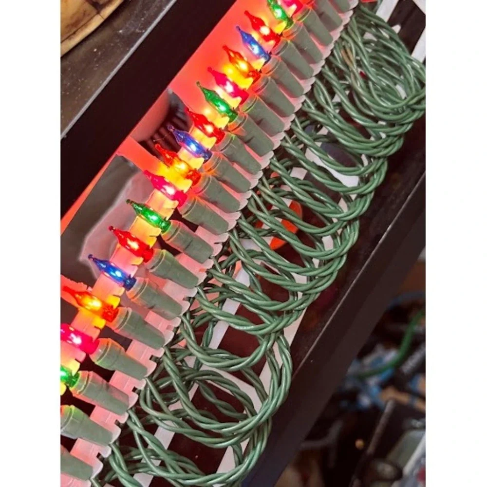 Value-Bright 35 Multi-Color Light Set Indoor Outdoor String-to-String 17ft 11651